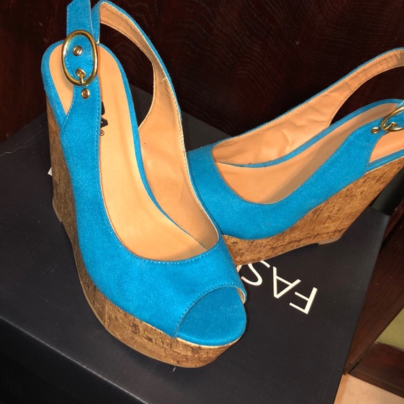 sky blue wedges